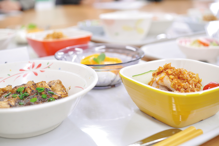 給食イメージ
